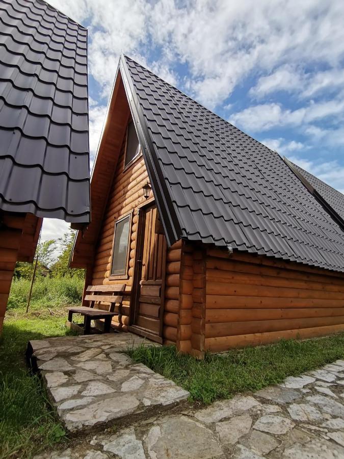 Lolini Bungalovi Нови Сад Екстериор снимка