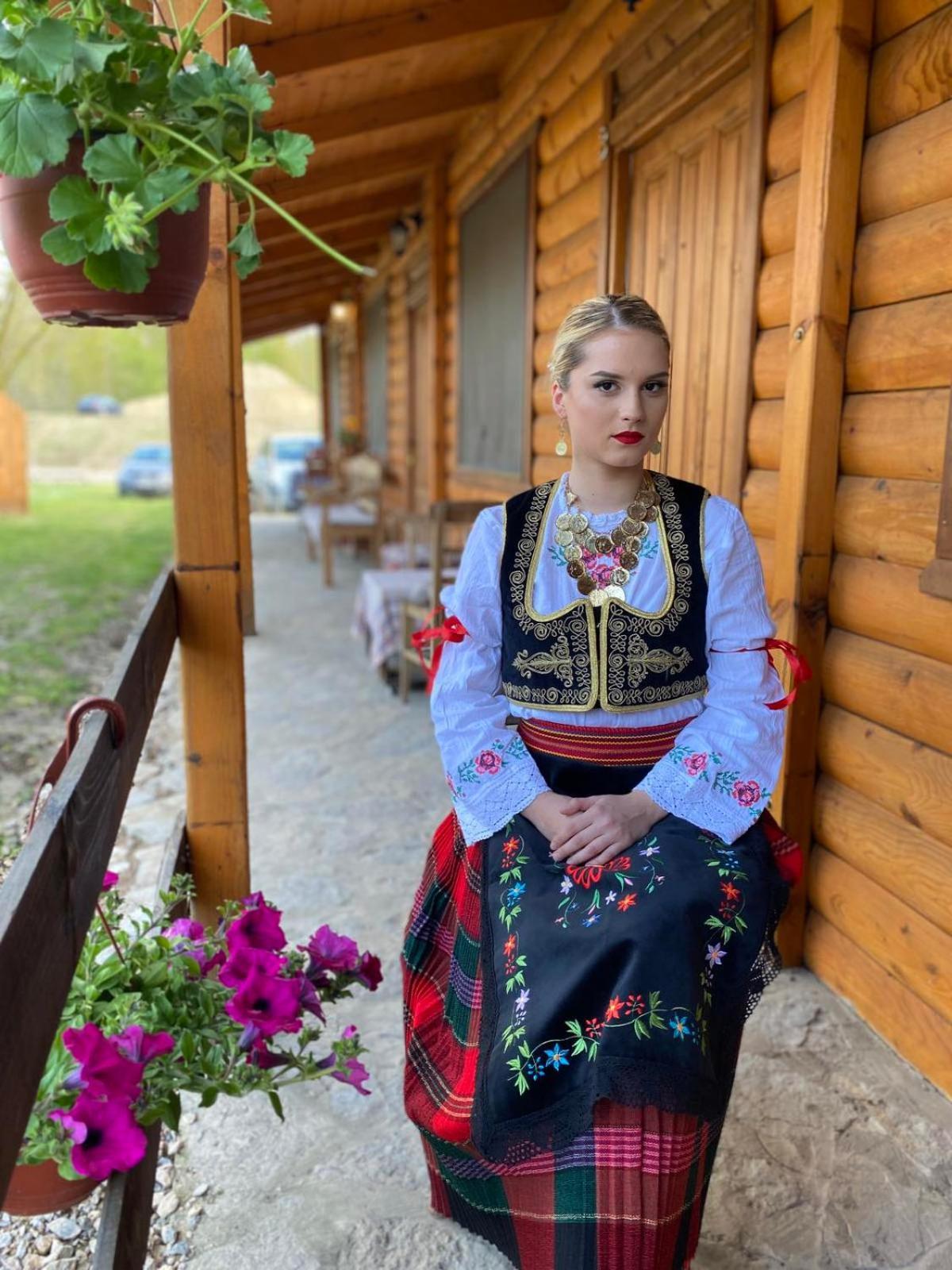 Lolini Bungalovi Нови Сад Екстериор снимка