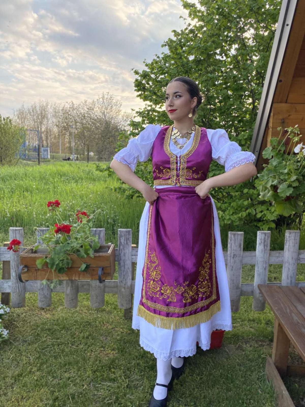 Lolini Bungalovi Нови Сад Екстериор снимка
